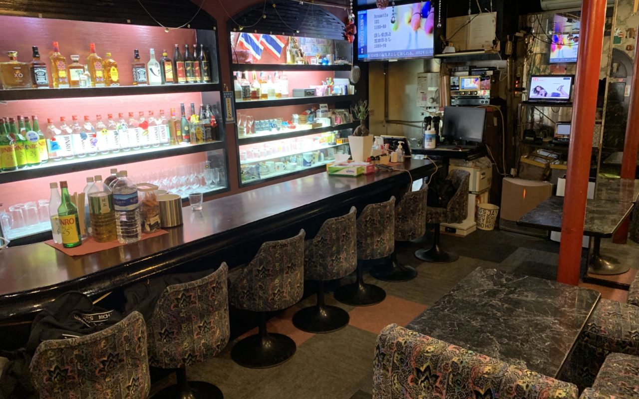 内観_スナック03